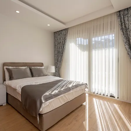 Veranda Hotel